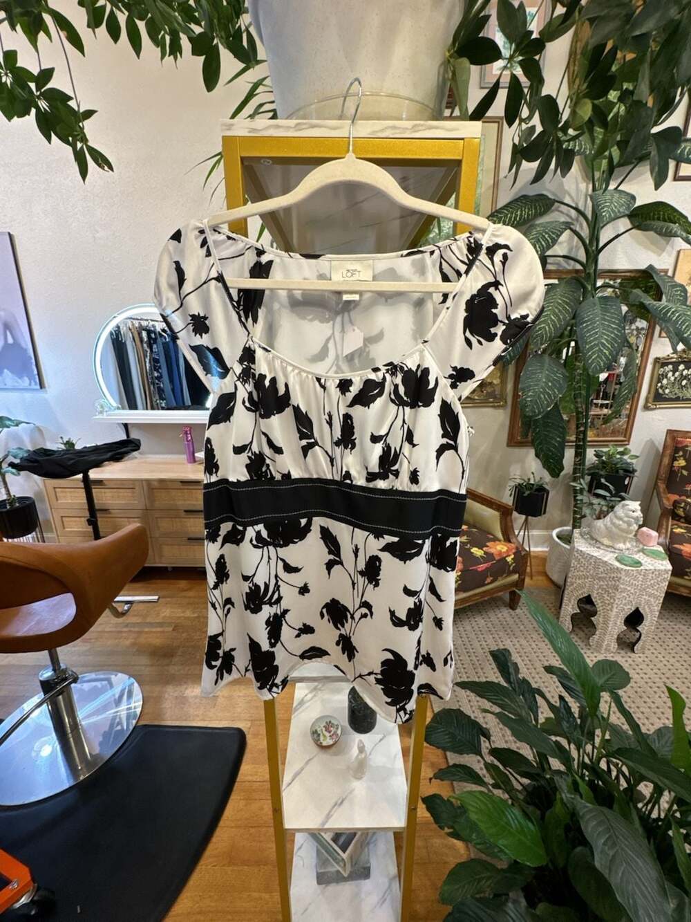 Size 12 business Loft Blouse SBlack White Floral Empire Waist